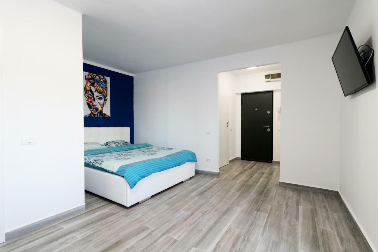 Luxury Olimpia Studio In Bucharest, With Netflix App Exterior foto